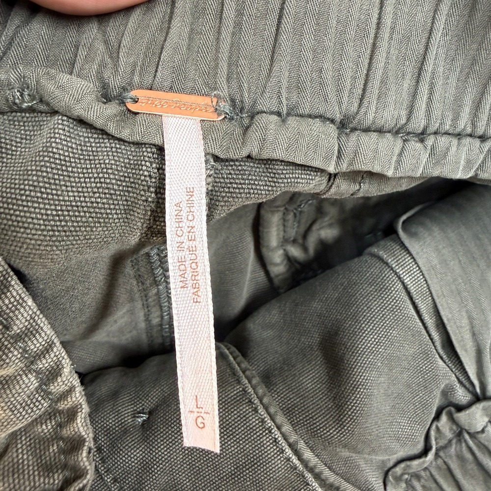 Free People Sugar Kelp Paperbag Waist Pants Olive Green OB934529 Size Large NWT - Picture 10 of 12
